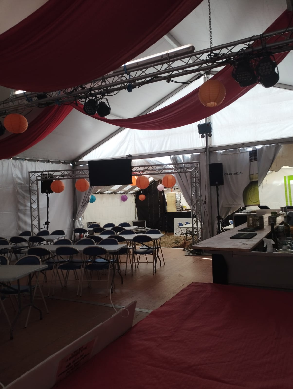 Le bar de la guinguette